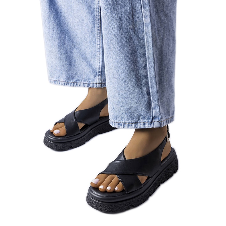 Sandália plataforma preta Oakway. preto