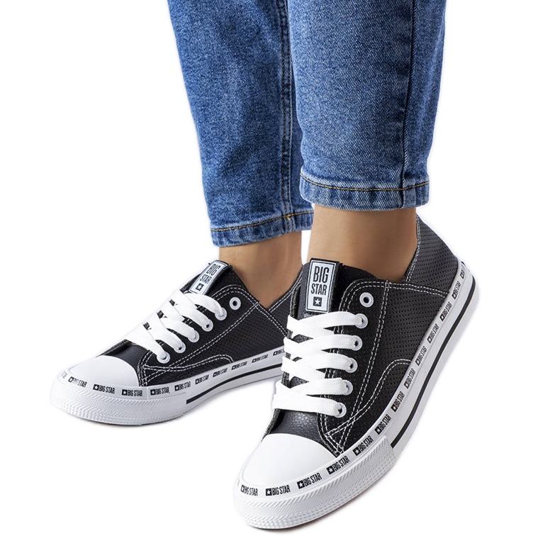 Tênis preto com aberturas Big Star FF274023