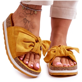 PG1 Chinelos de plataforma amarelos So Comfy