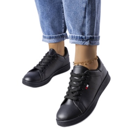 Tênis couro ecológico Mothé preto