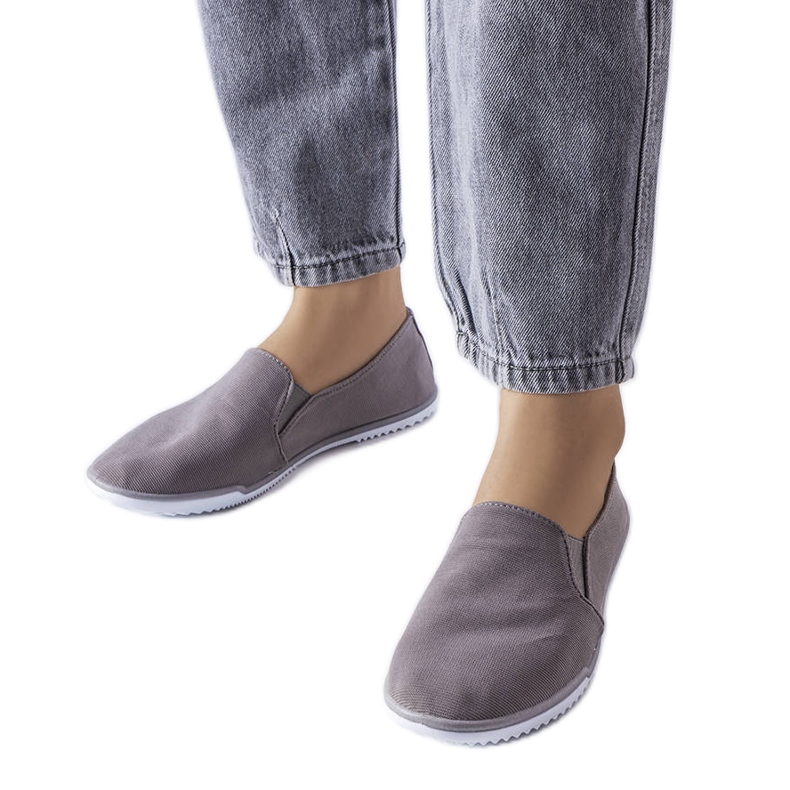 Tênis elástico cinza Gaulin.