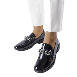 BM Sapato preto laqueado com cristais Bonne