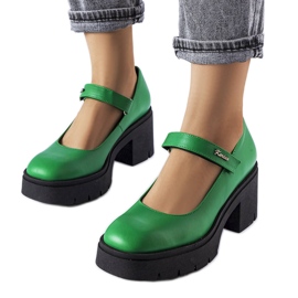 BM Sapatinho de couro verde da Karino