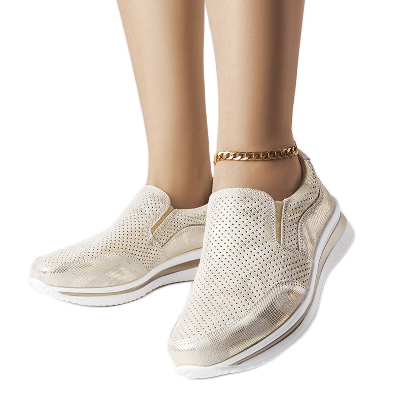 Tênis cano baixo dourado Rhéaume.