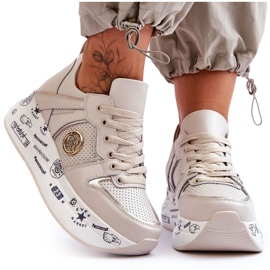 PE1 Tênis de couro feminino On A Chunky Platform Beige Astúrias bege