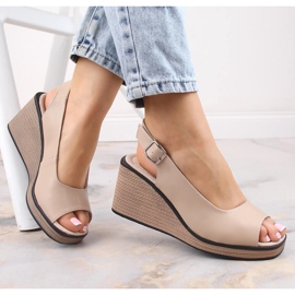 Sandálias de cunha de mulher confortáveis ​​Filippo DS4508 bege