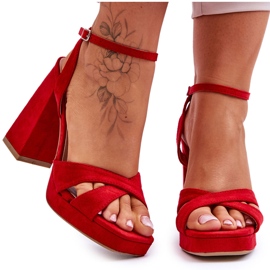 Sandálias de salto quadrado de camurça poderosas vermelhas vermelho
