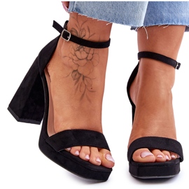 Sandálias de camurça da moda com salto quadrado, merila preta preto