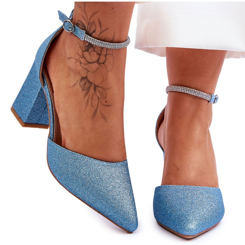 Bombas mágicas azuis brilhantes elegantes com strass azul