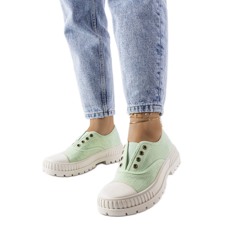 Tênis com elástico verde Walton