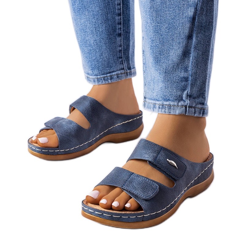 Sandália de salto baixo azul, Fréchette.