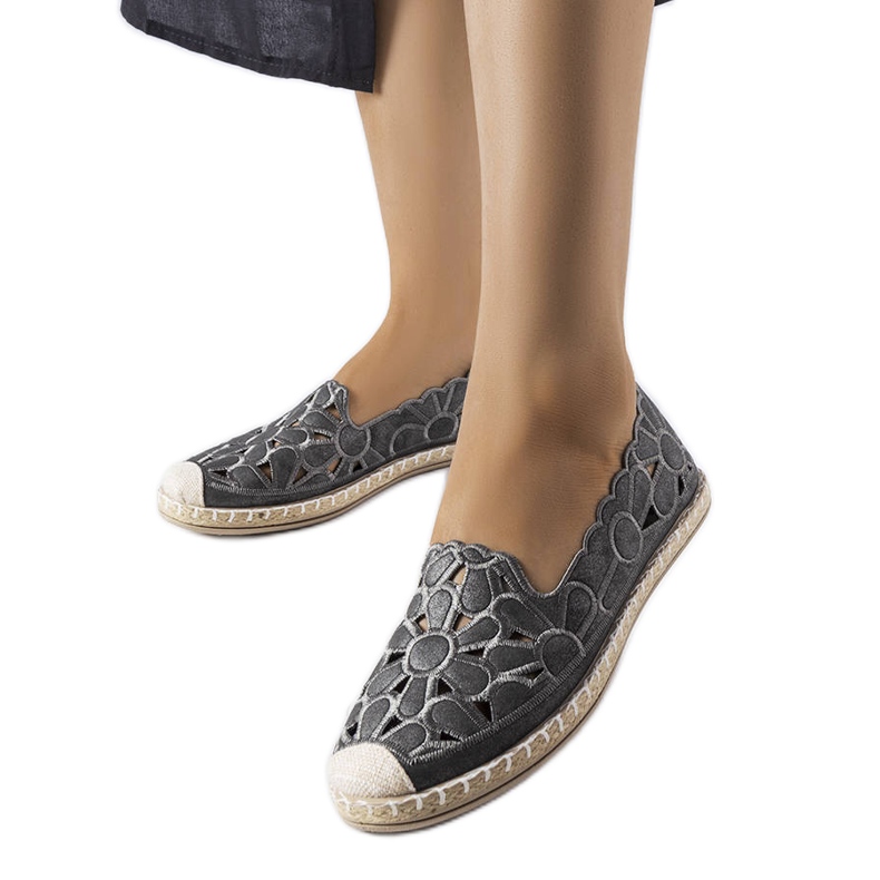 Alpercatas vazadas cinza, Lamarre