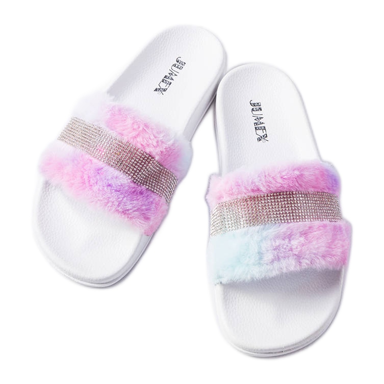 Slides de pelo colorido com strass da Carrito rosa