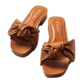 Sliders marrom salto baixo Rochefort castanho