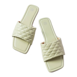 Chinelos elegantes verdes com acolchoado da Labrie