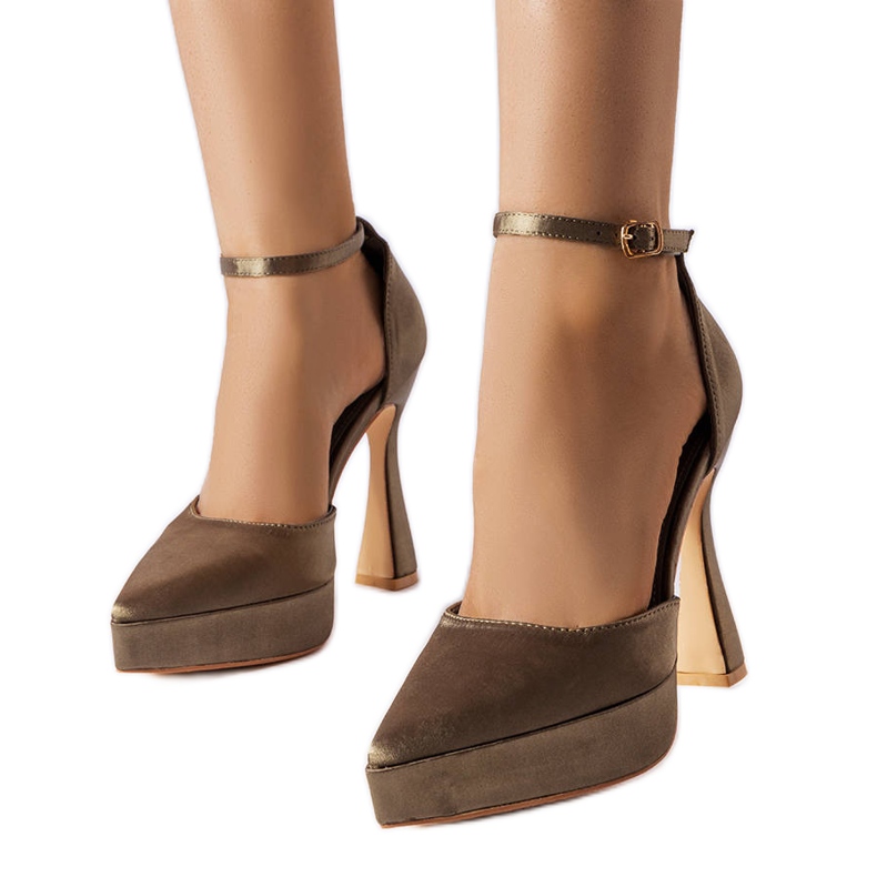 Sapatos de salto alto Olive da Lowell verde