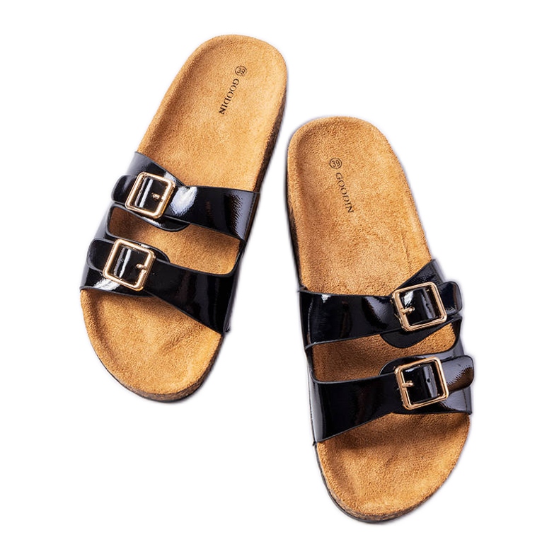 Chinelos pretos com sola de cortiça da Cincinna