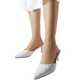 Chinelos acolchoados cinza Lambert