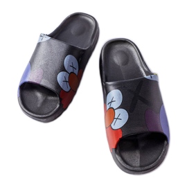 Slides pretos com piso e estampas