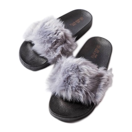 Chinelos cinza com pelo de Genevre Chinelos cinza com pelo de Genevre