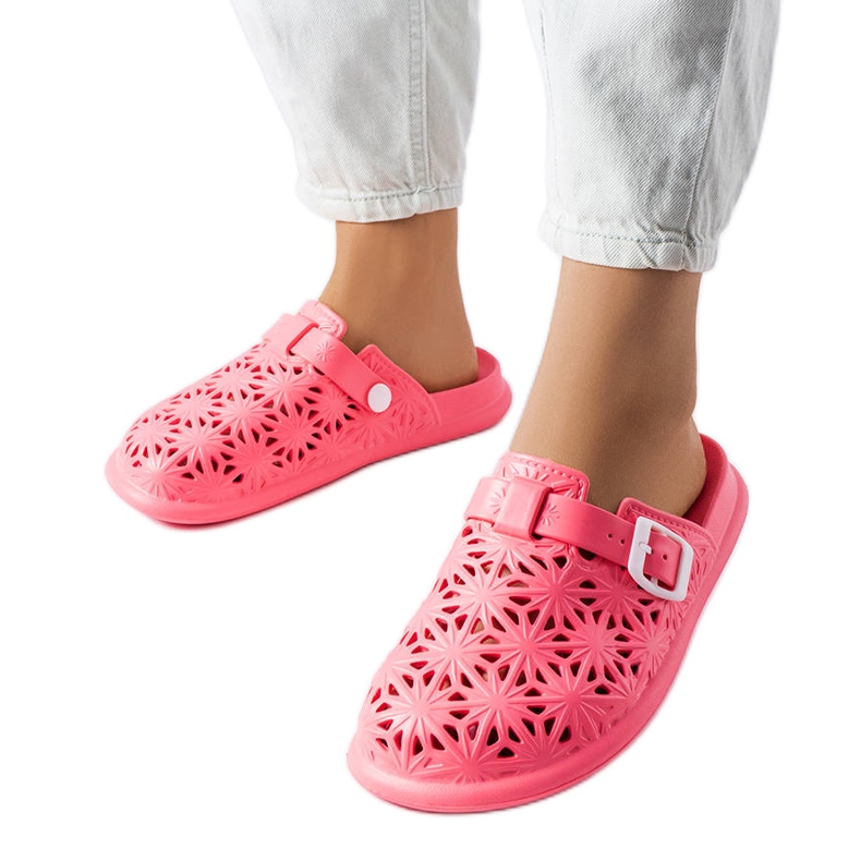 Chinelos de borracha vazados vermelhos, Peverell