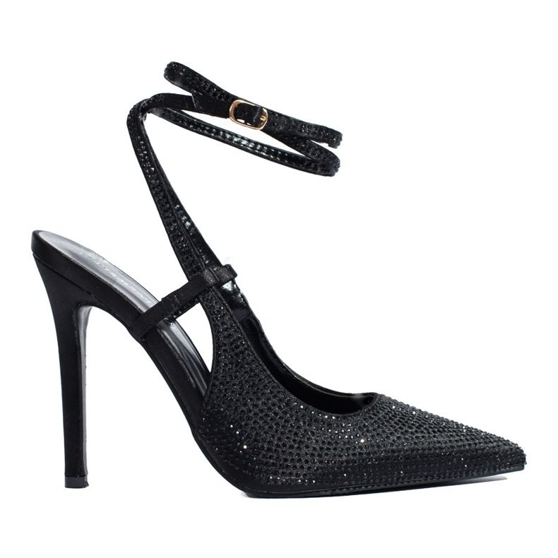 Scarpin preto de salto alto com cristais da Shelovet