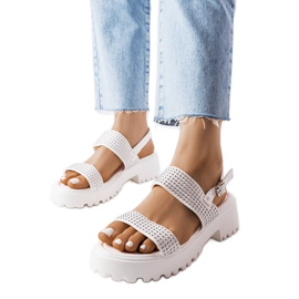 Sandálias brancas decoradas com jatos Biloxi branco