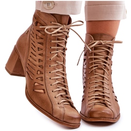 Botas de couro Openwork Maciejka 05508-10 bege escuro Botas de couro Openwork Maciejka 05508-10 bege escuro