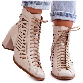 Botas de couro Openwork Maciejka 05508-22 bege claro Botas de couro Openwork Maciejka 05508-22 bege claro