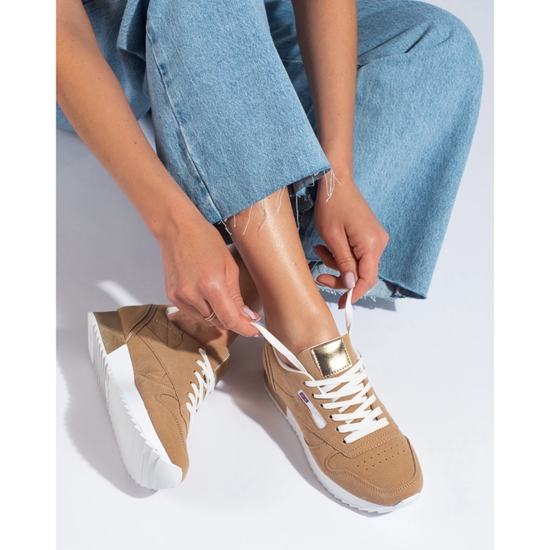 Sapatos desportivos bege de mulher Shelovet