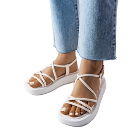 Sandália plataforma branca Brunelle. branco Sandália plataforma branca Brunelle. branco