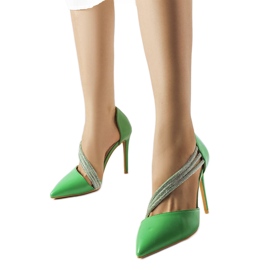 Saltos verdes decorados com strass Abbotsford Saltos verdes decorados com strass Abbotsford