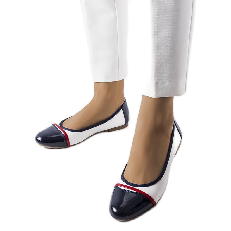 Bailarinas branco e marinho da Salmons