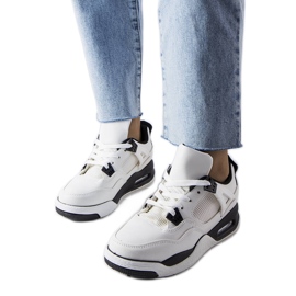 Tênis branco da Malas materiais combinados