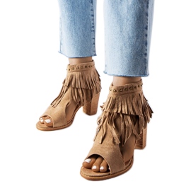 Botas a céu aberto no posto M263 bege