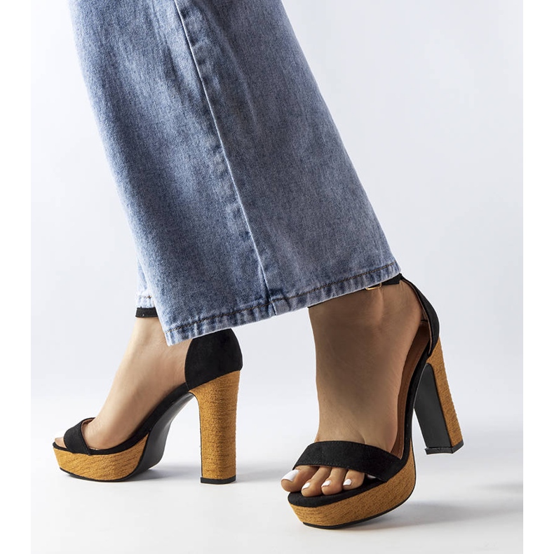 Inna Sandália preta de salto alto Selsa preto