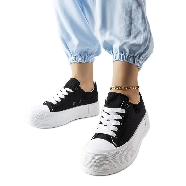 Tênis plataforma preto Josseaume.