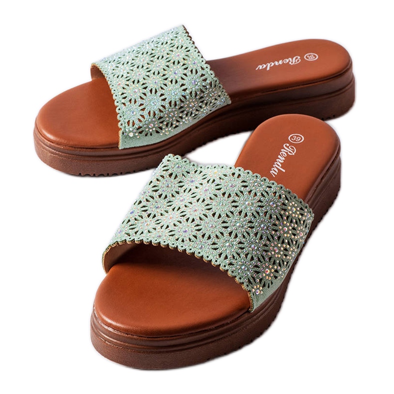 Sliders verdes vazados com zircões de Irvine Sliders verdes vazados com zircões de Irvine