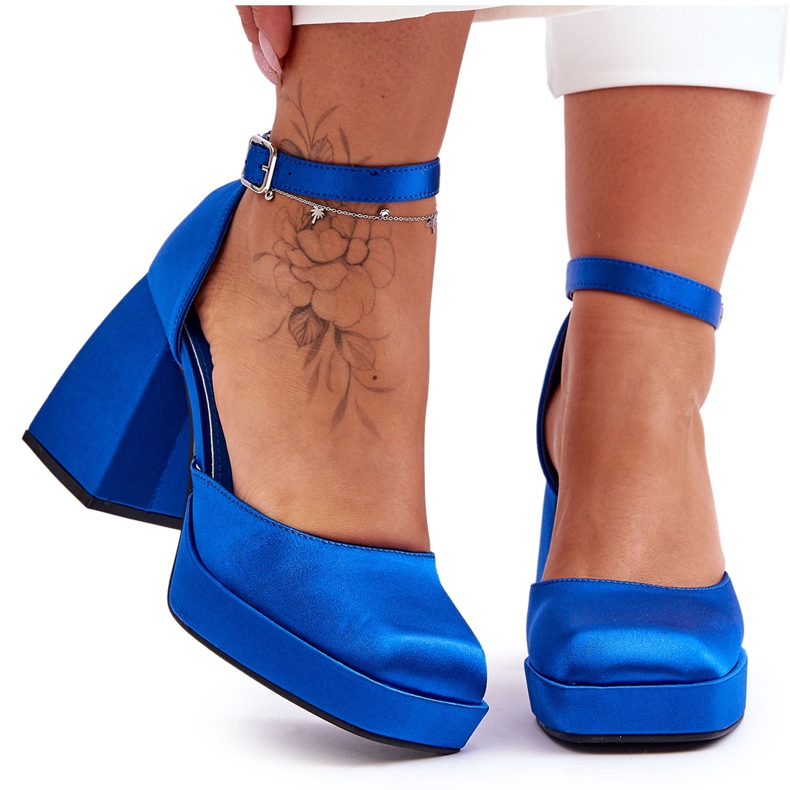 Bombas da moda em saltos maciços Blue Sandia azul