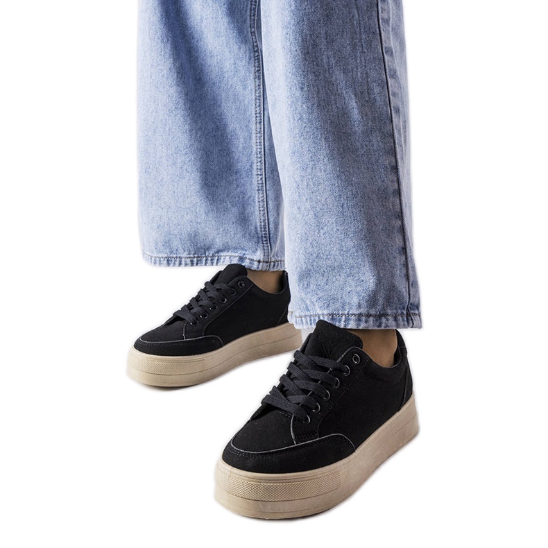 Sapatilhas pretas na plataforma Amathymes preto