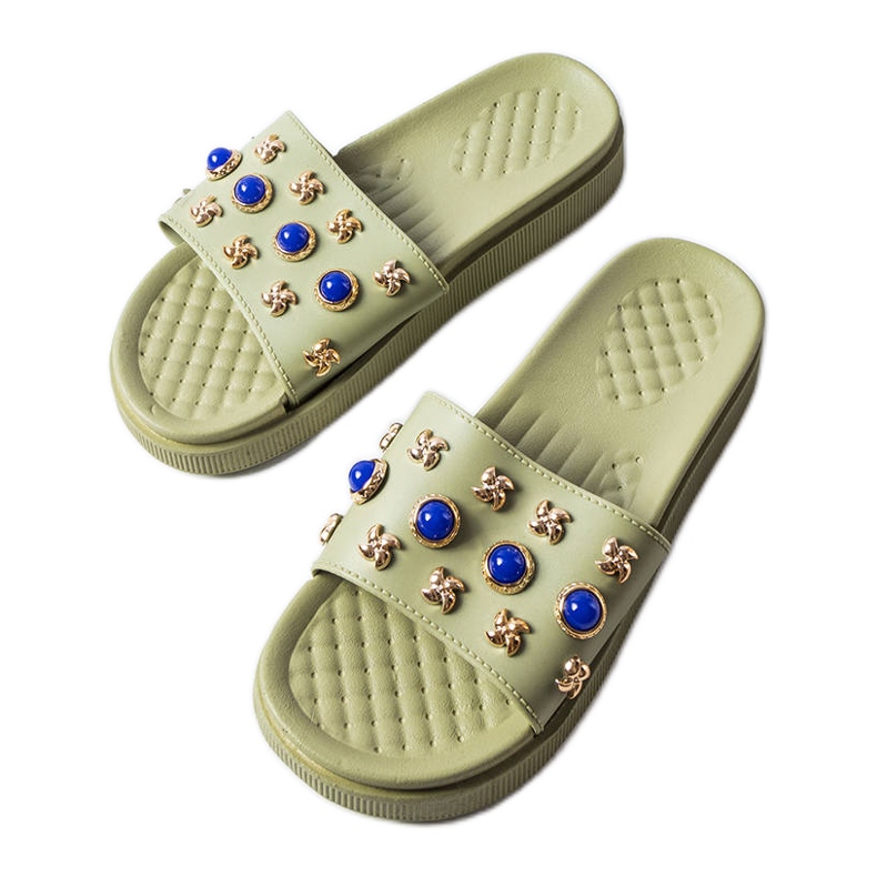 Slides verdes decorados da Montesarchio