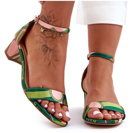 Sandálias de salto alto estampadas em cetim mix verde Inspire-me! multicolorido