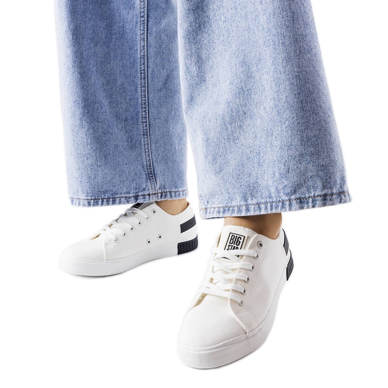 Tênis branco Big Star LL274039
