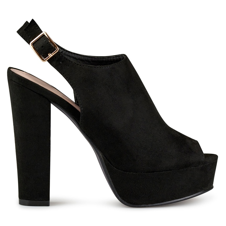 Sandálias pretas de salto alto com biqueira e salto abertos preto