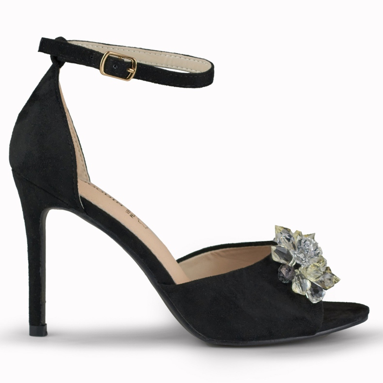 Sandália salto alto com miçangas decorativas preto Sandália salto alto com miçangas decorativas preto