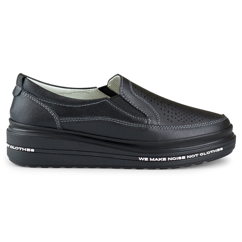 Sapatos femininos vazados em couro natural preto