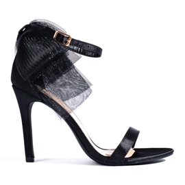 Sandália preta com laço de tule sobre salto agulha Shelovet preto