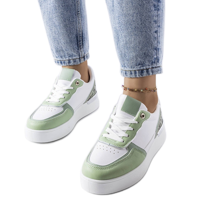 Tênis verde na plataforma Tooele