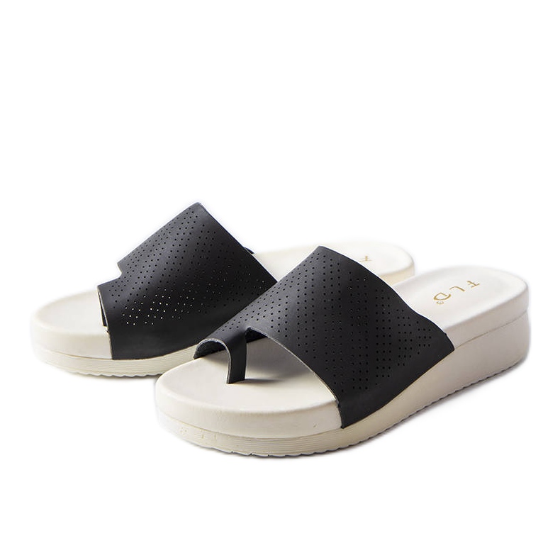 Sandália plataforma preta Monferrato. preto