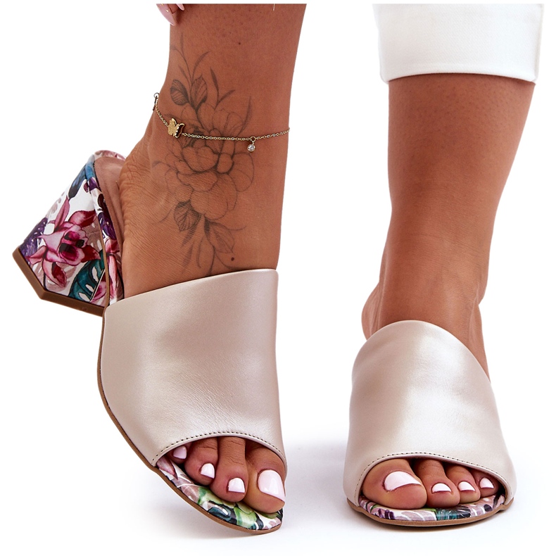 Lewski Shoes Sapatos Leski femininos de salto alto de couro 3209/K bege pérola